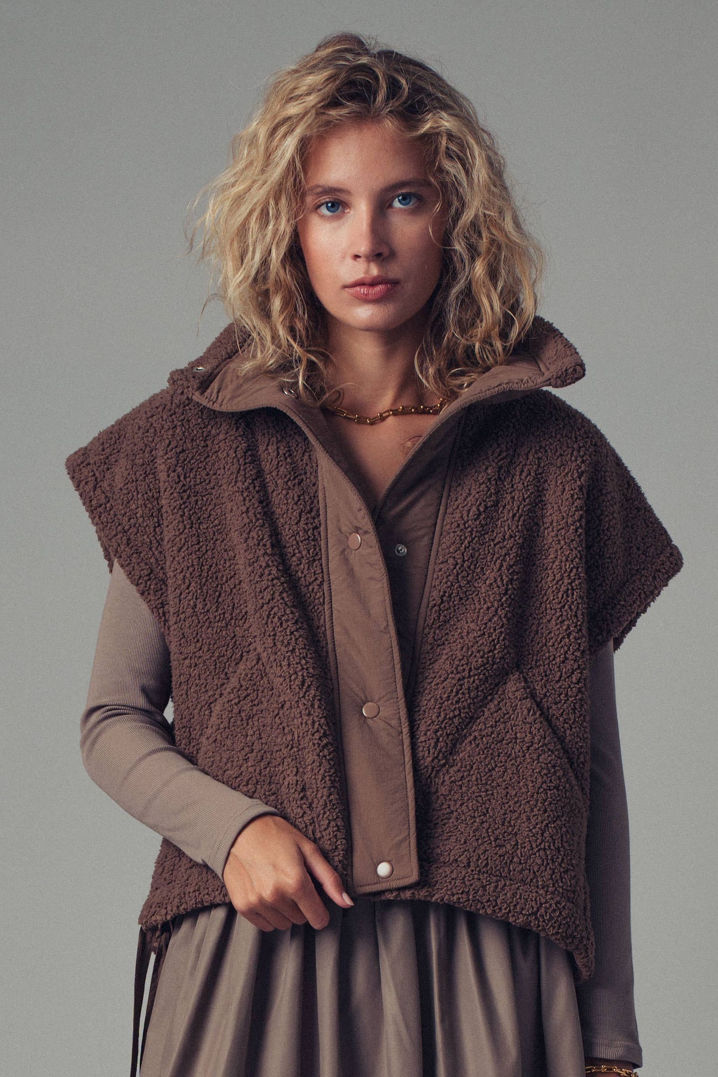 Quilted Collar Boxy Sherpa Vest