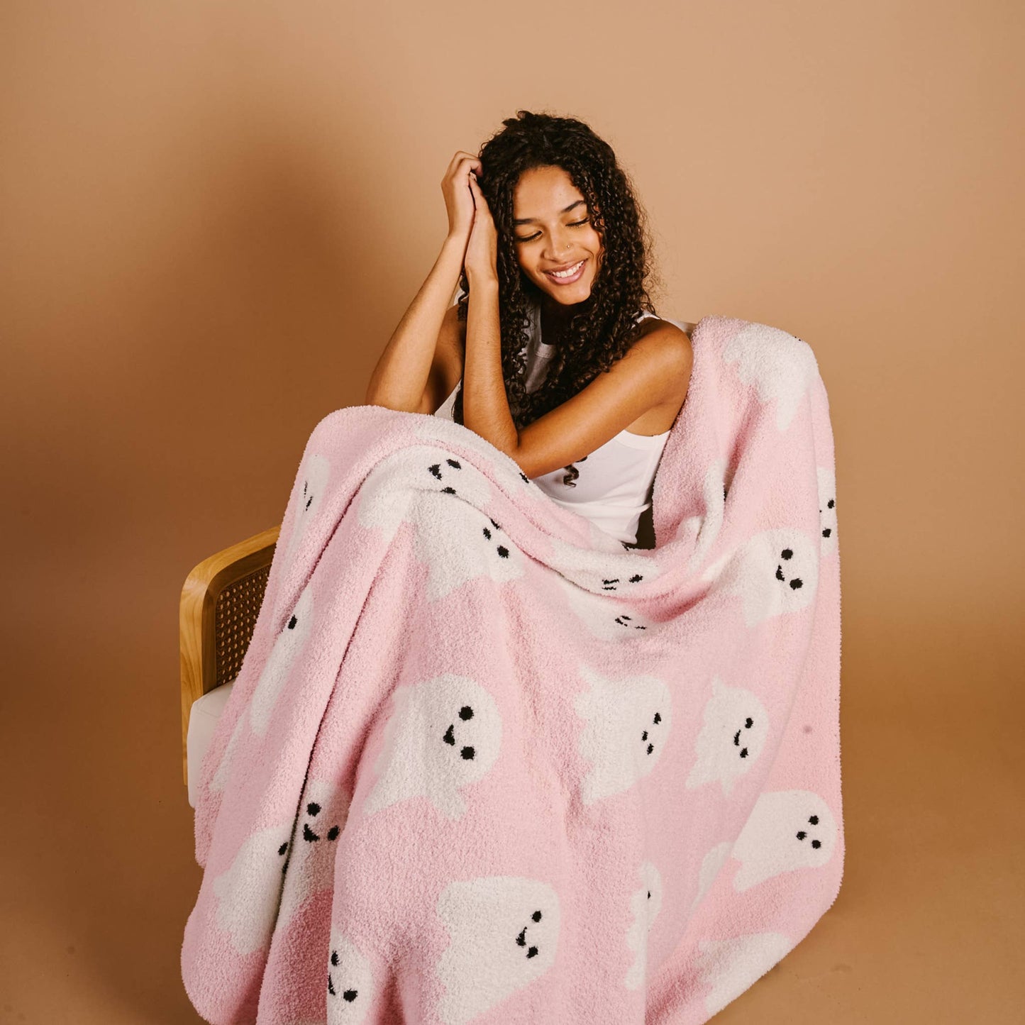 Boo Crew Cozy Dreams Luxe Blanket